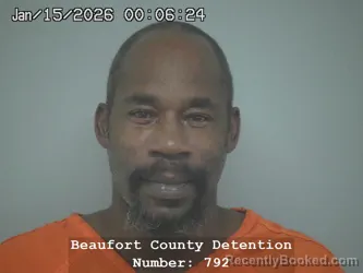 Mugshot of ROBERT DORIEN MURRAY