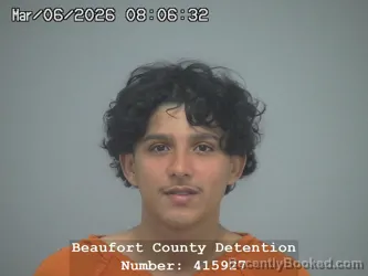 Mugshot of ENGELBERTH STEVEN MIRANDA VELASQUEZ