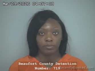 Mugshot of SHAYNA ELIZABETH GADSON
