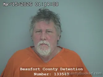 Mugshot of ERIC MICHAEL ROBERTS