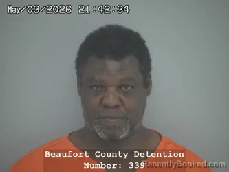 Mugshot of JAMAR FITZGERALD LOWE booked in Beaufort County, South Carolina on May 3, 2026