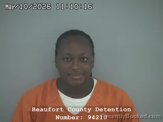 Mugshot of JAMAISHA ZHANE MOYD booked in Beaufort County, South Carolina on May 10, 2026