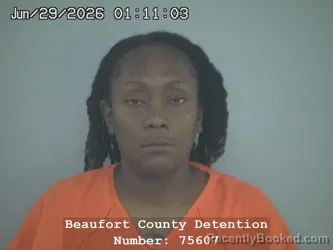 Mugshot of YASINYAH JAMIKYA BEATON booked in Beaufort County, South Carolina on June 29, 2026