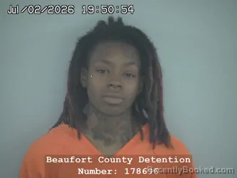 Mugshot of AL'LAYJIAH ALEXIS KY'MEIR SHIGGS booked in Beaufort County, South Carolina on July 2, 2026