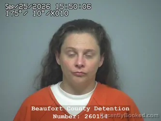 Mugshot of Amber Nicole Oliver booked in Beaufort County, South Carolina on September 25, 2026