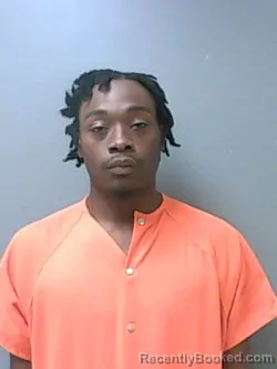 Mugshot of KENDARIUS MCGUFFIE