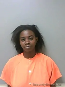 Mugshot of KASHYRA EDWARDS