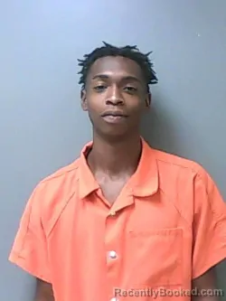 Mugshot of DEMAIS HALL