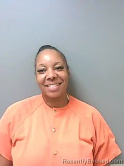 Mugshot of MAMIE LEANN WILLIAMS