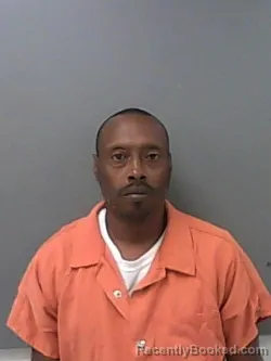 Mugshot of KELVIN DEWAYNE WHITE booked in Hale County, Alabama on April 16, 2026