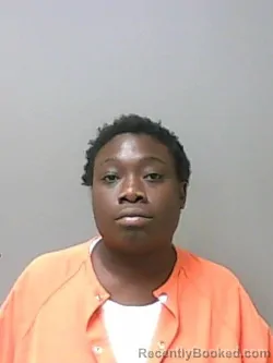 Mugshot of KENYOTTA LAKAYLA LEE booked in Hale County, Alabama on May 20, 2026