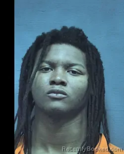 Mugshot of Ashton Jamell Miller