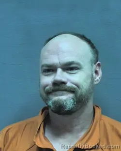 Mugshot of Christopher Wayne Mills