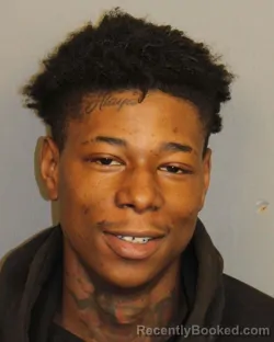 Mugshot of JARRETT DASALLE MCCRAY