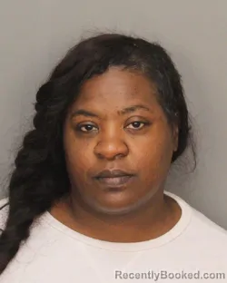 Mugshot of LISA DANIELLE SMITH