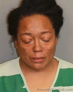 Mugshot of APRIL ROSE CURRINGTON