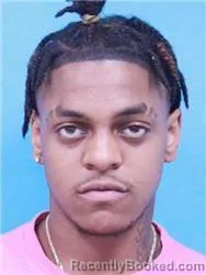 Mugshot of DAVIONE DEWAYNE GREEN