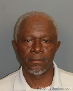 Mugshot of DOUGLAS LEE HAWTHORNE