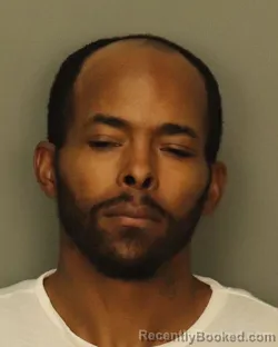 Mugshot of DONALD LEQUAN HAMILTON