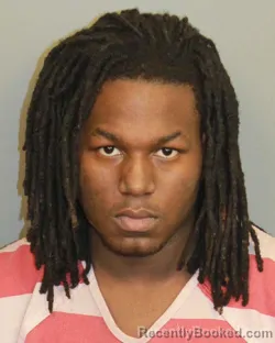Mugshot of MALEEK ARMON WOODS