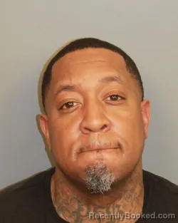 Mugshot of EDDIE CORTEZ MADDOX
