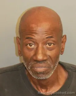 Mugshot of NATHAN SINQUA DAVIS