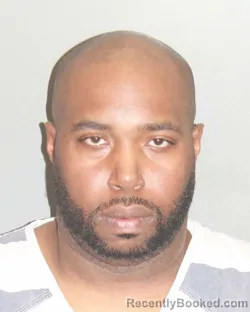 Mugshot of LEDERRYL WAYNE Junior GILMORE booked in Jefferson County, Alabama on March 25, 2026