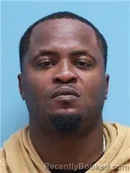 Mugshot of DERRICK WAYNE RICHARDSON booked in Jefferson County, Alabama on April 22, 2026