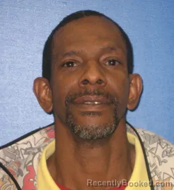 Mugshot of CLEVELAND HAMPTON booked in Jefferson County, Alabama on April 25, 2026