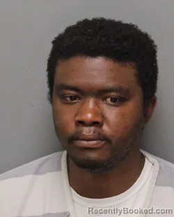 Mugshot of D'ERIAN QUINTEZ HOLLOWAY booked in Jefferson County, Alabama on May 11, 2026