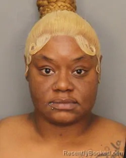 Mugshot of SHAKAYLA NICOLE WASHINGTON booked in Jefferson County, Alabama on May 15, 2026