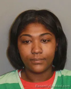 Mugshot of ARRIONE DANIELLE THOMPSON booked in Jefferson County, Alabama on May 21, 2026
