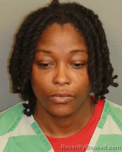 Mugshot of Tekia Arenyeka Pettaway booked in Jefferson County, Alabama on August 21, 2026