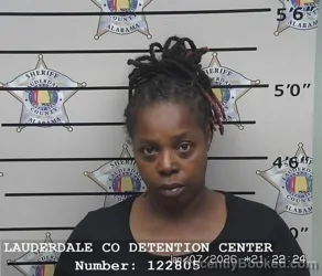 Mugshot of LADEANNA SHANEA DAVIS