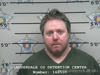 Mugshot of CARLOS ANTHONY ROBERTS