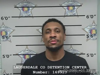 Mugshot of DAMARIOUS DELQUAN HAMILTON