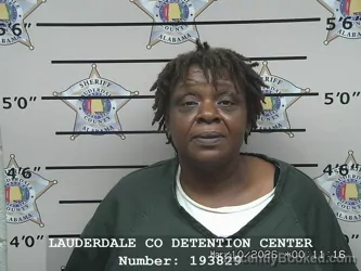 Mugshot of CARMILLA RENEE WOODS