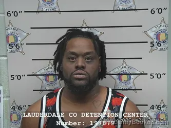 Mugshot of CARDERO RAYSHAWN YOUNGBLOOD booked in Lauderdale County, Alabama on July 10, 2026