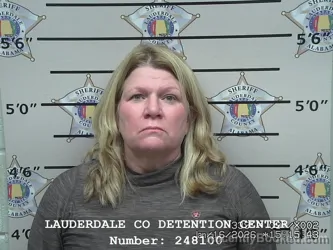 Mugshot of JENNIFER ELIZABETH DREW