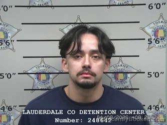 Mugshot of ISAIAH VALLADARES