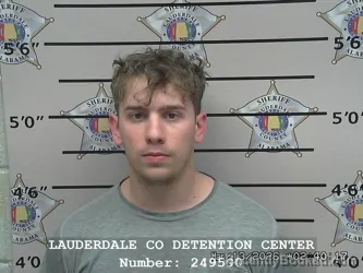 Mugshot of AUSTIN EDWARD WALTON