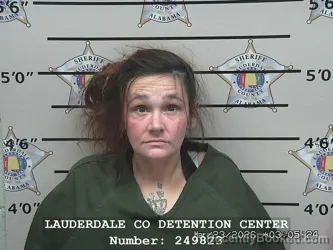 Mugshot of CELINA JACKIE OVERTON