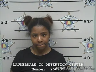 Mugshot of MARIAH LANIQUE HOLLINGSWORTH booked in Lauderdale County, Alabama on May 8, 2026