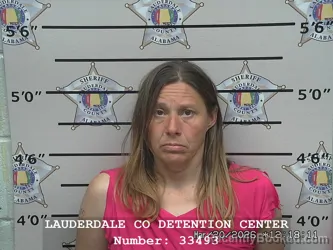 Mugshot of TOSHA LEANN PECK