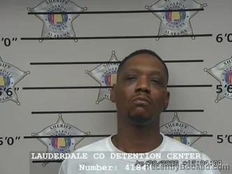 Mugshot of DEREK DEWAYNE ROBERTS booked in Lauderdale County, Alabama on June 30, 2026