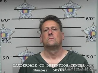 Mugshot of MICHAEL DAVID HALLMAN