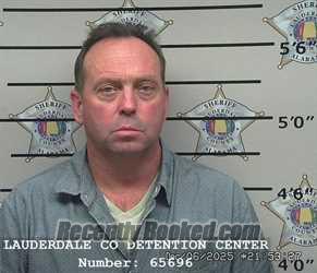 Booking photo from Lauderdale County, Alabama
