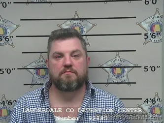 Mugshot of NOAH RYAN LOGSTON