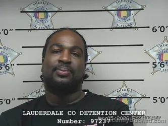 Mugshot of DEARIAN UNTRELL WEEDEN booked in Lauderdale County, Alabama on April 5, 2026