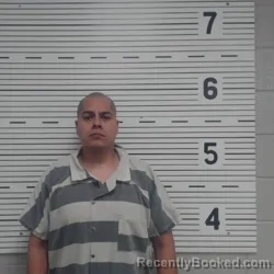 Mugshot of ROBERTO JAMES CASTANEDA booked in Lawrence County, Alabama on June 3, 2026